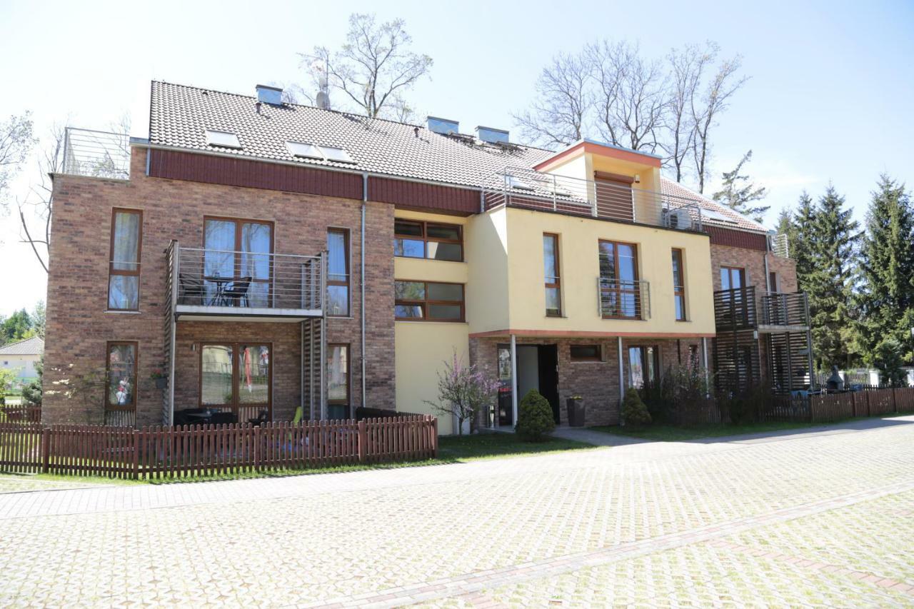里沃Apartament Ams A12公寓 外观 照片